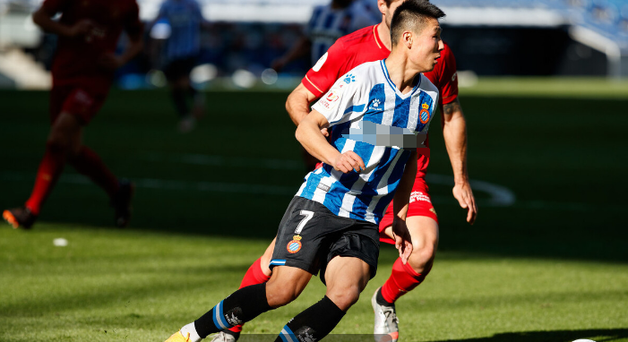 埃因霍温迎国王杯关键赛，今夜篮板制胜，目标明确，资深球员宣示担当的简单介绍