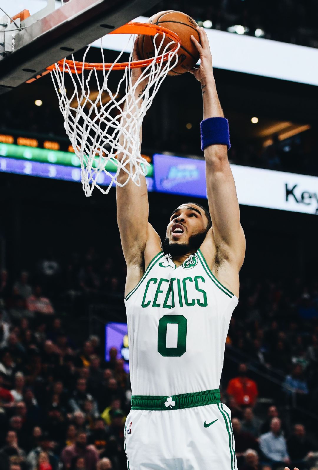 九游体育娱乐离谱！塔图姆连续三场比赛得分超过大比分领先里程碑夜皇家马德里主帅复盘，窗口期成都蓉城调整名单以备NBA常规赛的简单介绍